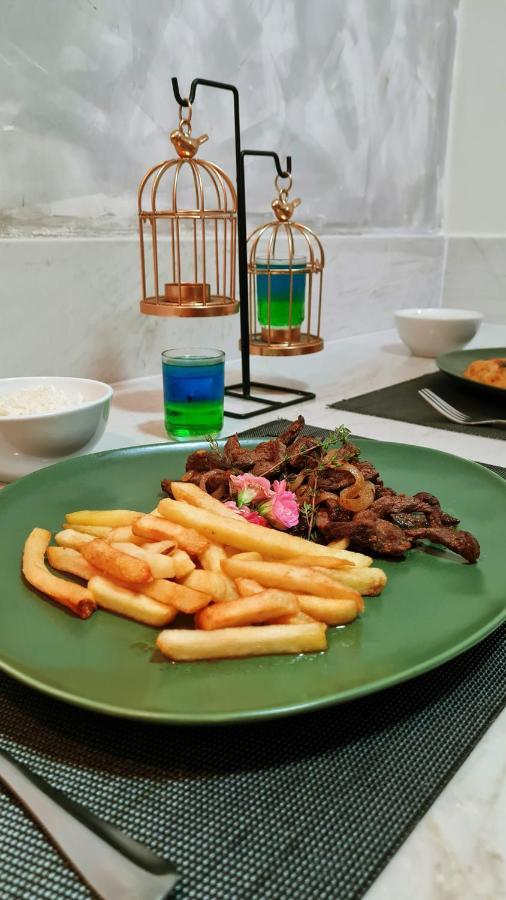 Status Motel - Check In Livre (Adults Only) سيرا المظهر الخارجي الصورة