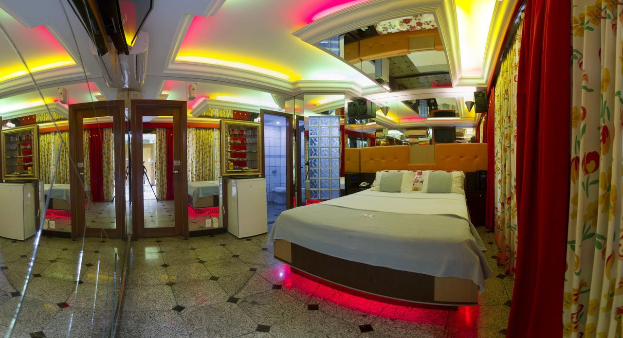 Status Motel - Check In Livre (Adults Only) سيرا المظهر الخارجي الصورة